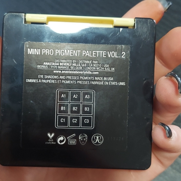 ♣️🍭Anastasia Beverly Hills Mini Norvina Pro Palette 2 - Picture 4 of 12